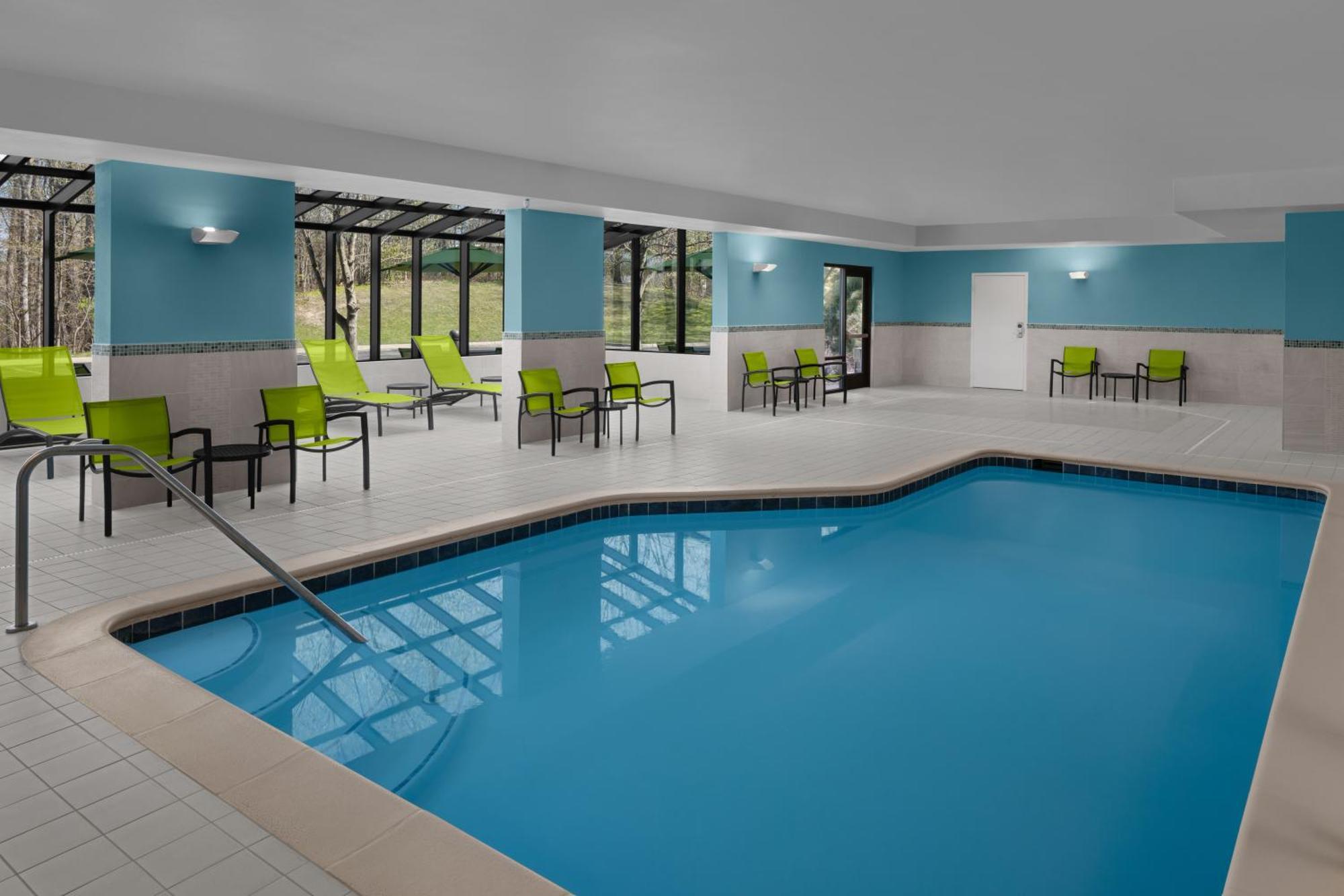 Springhill Suites By Marriott Grand Rapids Airport Southeast Cascade Exterior foto