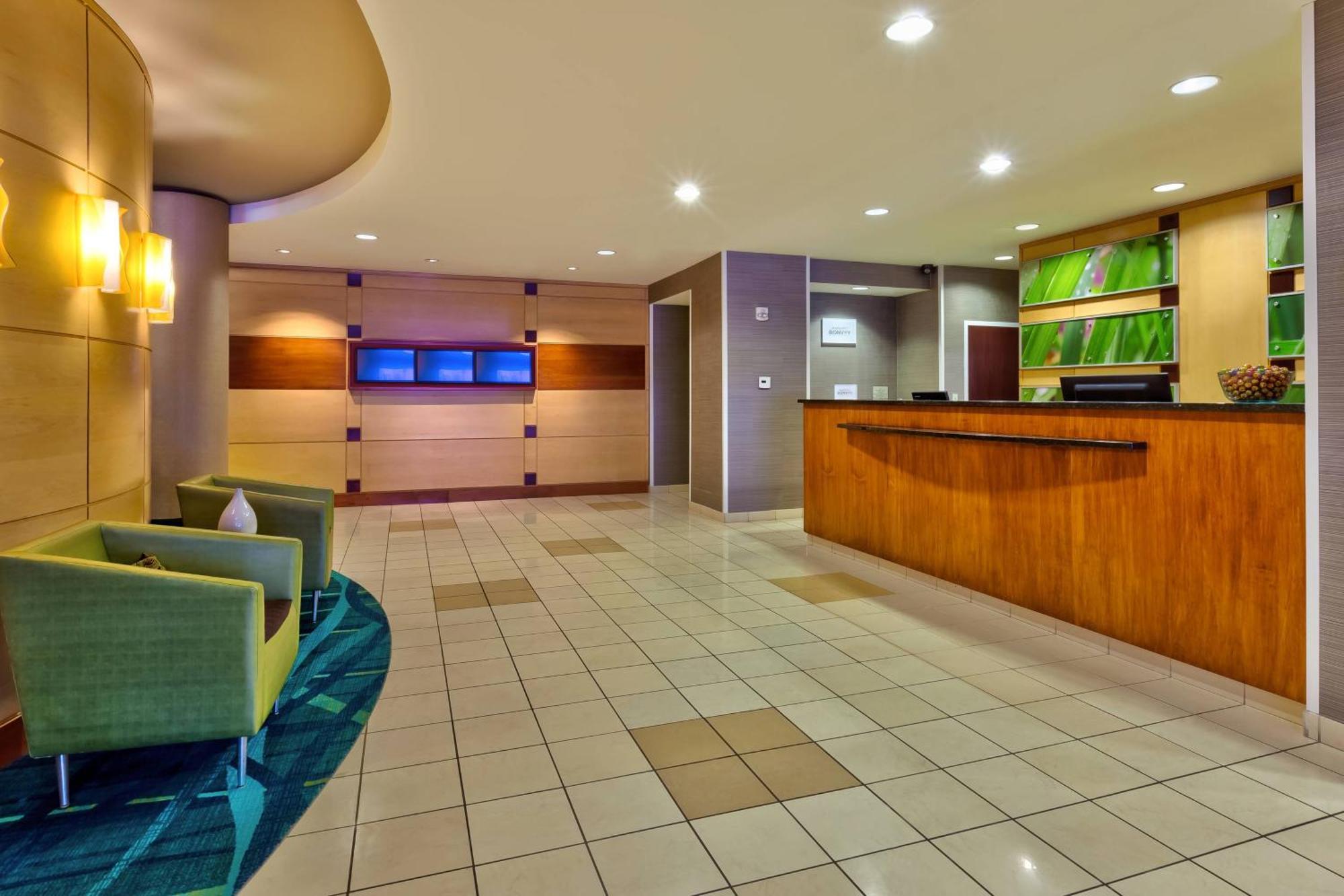 Springhill Suites By Marriott Grand Rapids Airport Southeast Cascade Exterior foto