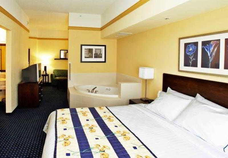 Springhill Suites By Marriott Grand Rapids Airport Southeast Cascade Exterior foto
